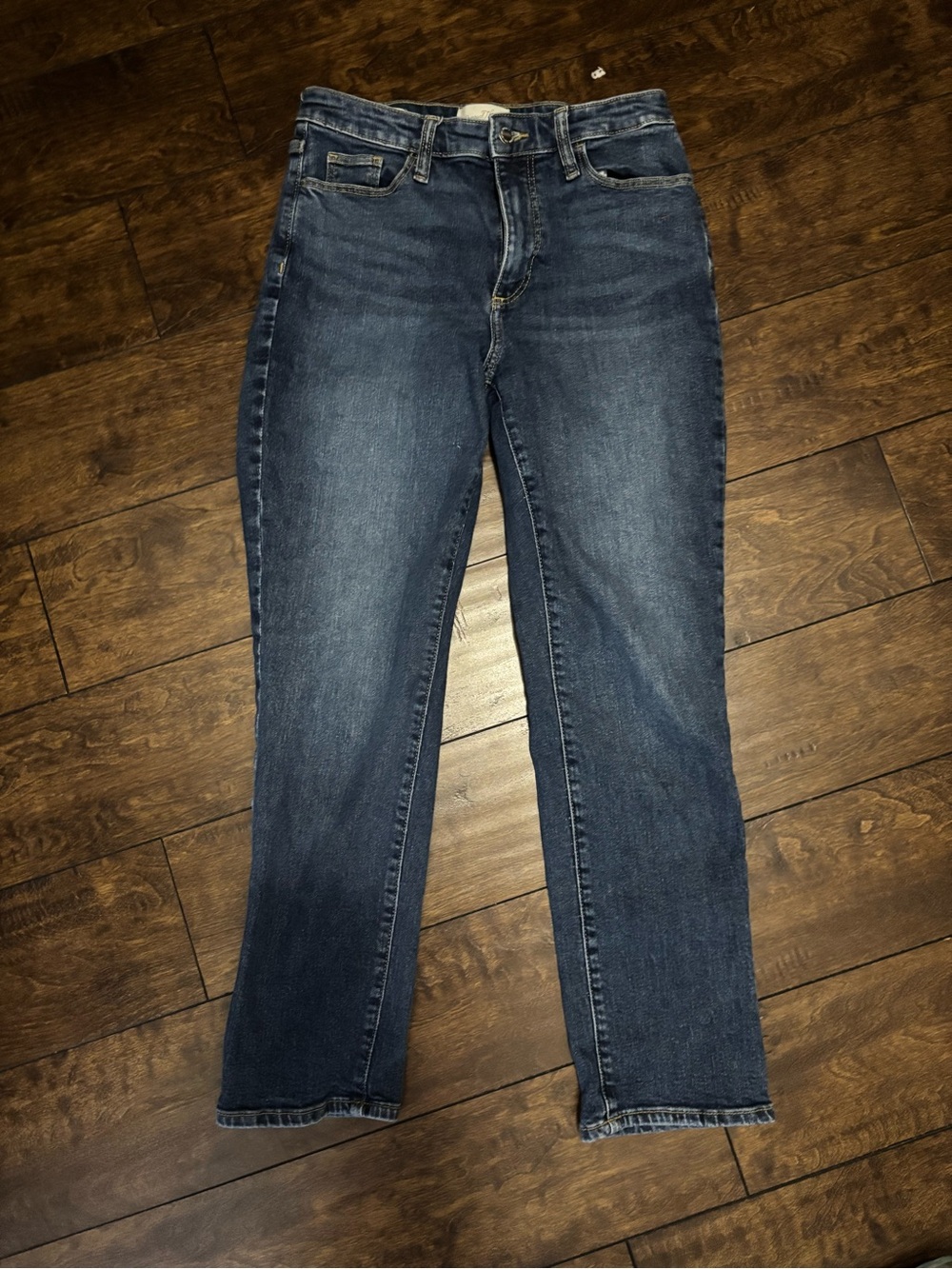 Universal thread high rise straight Classic Women's Blue Denim Jeans